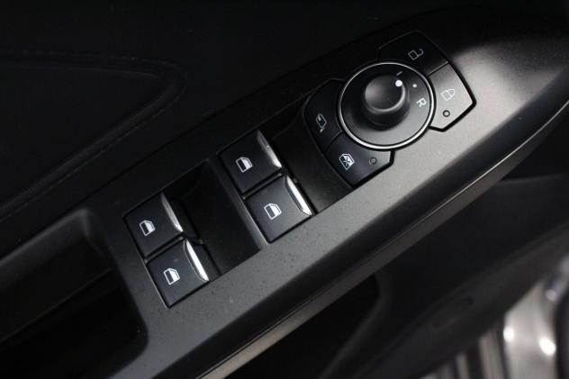Ford Focus 1.0T EcoBoost Hybr. 155cv ST-Line AutoSW - Foto 9