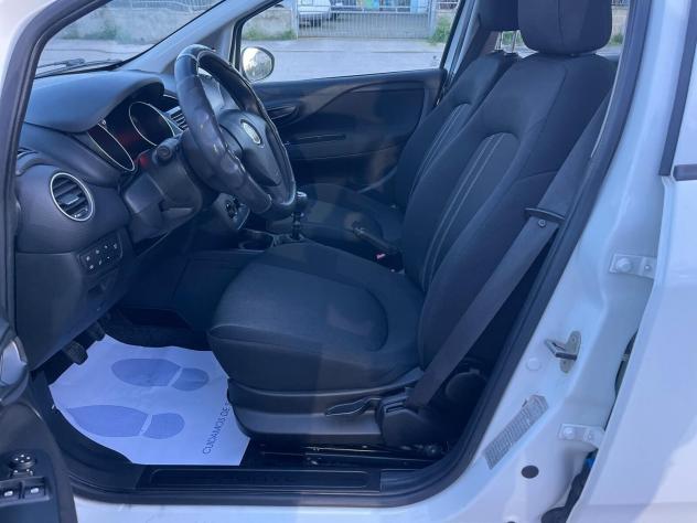 Fiat Punto 1.4 5p - Foto 2