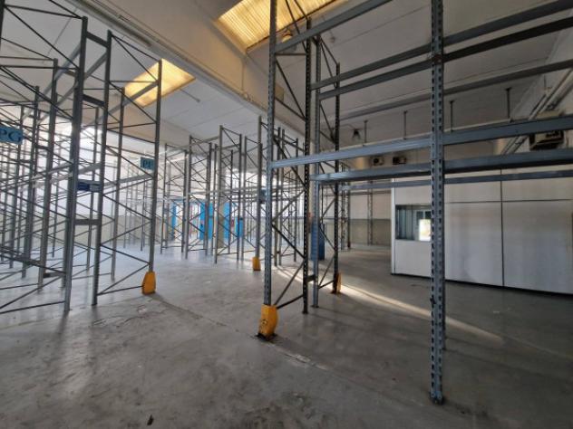 Immobile di 3700 m² con più di 5 locali in vendita a Settimo Milanese - Foto 10