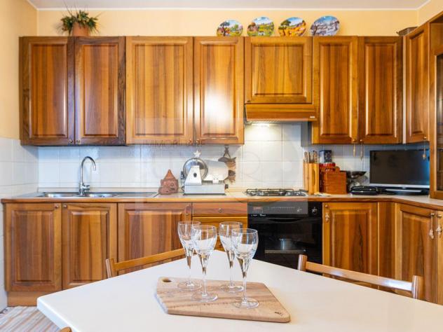Porzione di bifamiliare con giardino e terrazzo a Dolzago - Foto 15