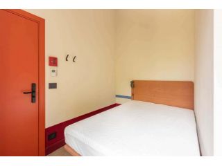 Room 5