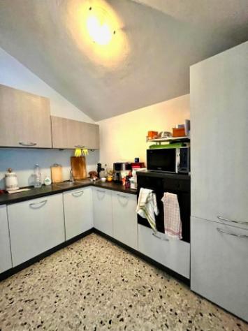 Appartamento di 109 m² con 3 locali e box auto in affitto a Brescia