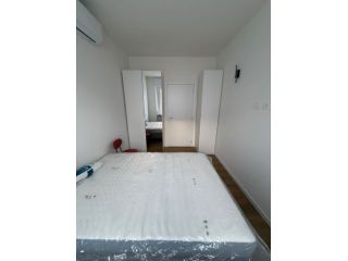 Trilocale moderno con posto auto in zona Bovisa