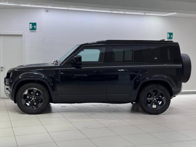 Land Rover Defender (2019) LAND ROVER 110 3.0D I6 250 CV AWD Auto SE - Foto 6