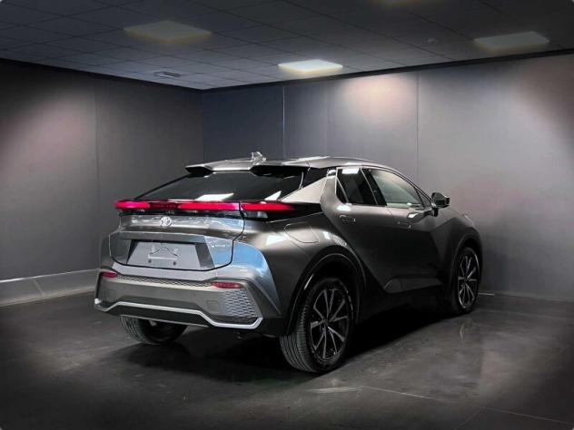 TOYOTA C-HR (2023--) C-HR 2.0 PHEV Trend