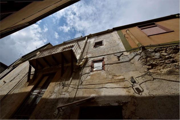 V003933 - VENDESI CASA AD 1€ A SUTERA - Foto 3