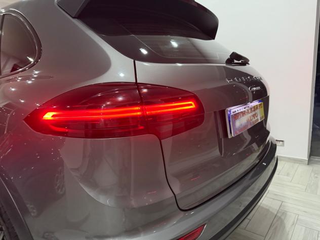 Porsche Cayenne 3.0D250cv BLACK+R21+CHRONO SPORT2016 - Foto 8