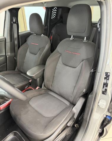 Jeep Renegade 2.0 Mjt 170CV 4WD Active Drive Low Trailhawk - Foto 6