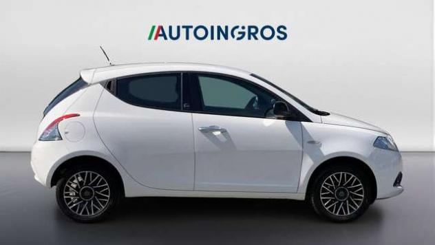Lancia Ypsilon 1.0 firefly hybrid Gold s&s 70cv - Foto 6