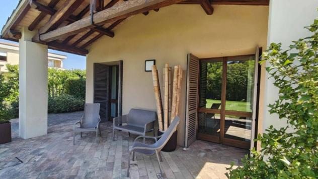 Immobile in asta di 325 m², box auto in vendita a Foligno - Foto 2