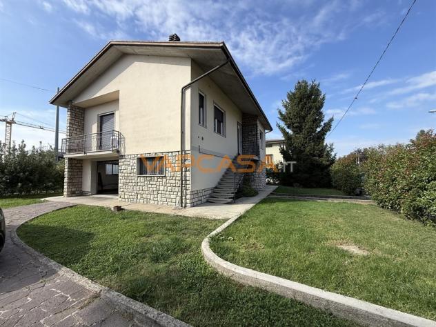 VILLA SINGOLA CON AMPIO GIARDINO PRIVATO - Foto 6