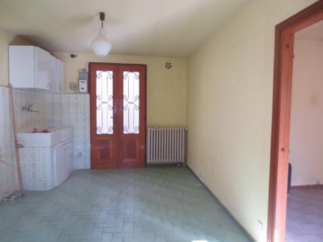 Verbania - ZONA UNCHIO VENDESI CASA INDIPENDENTE CON GIARDINO CONDOMINIALE - Foto 5
