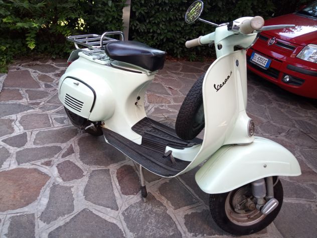Vespa 50 R 3 marce del 69 - Foto 3