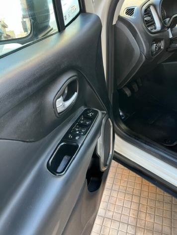 Jeep Renegade 1.6 Mjt 120 CV Limited - Foto 8