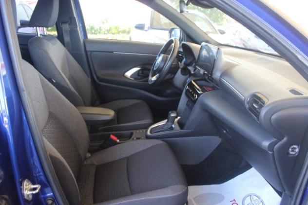 TOYOTA Yaris Cross 1.5 Hybrid 5p. E-CVT TREND rif. 23609583 - Foto 7