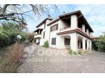 Villa di 470 m² con 3 locali in vendita a Velletri