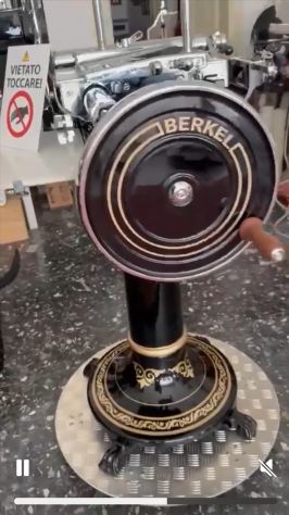 AFFETTATRICE VOLANO BERKEL MOD. 8 - Foto 2
