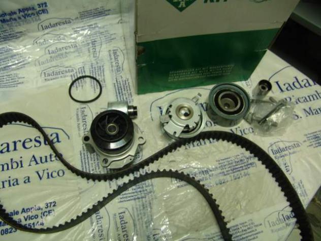 Kit distribuzione + pompa acqua audi a3 03l198118e