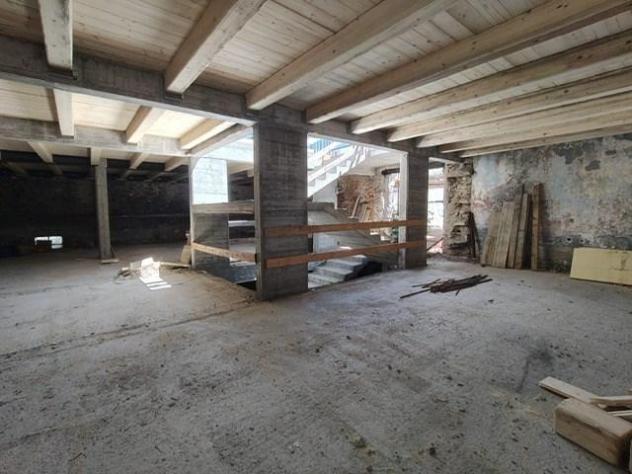In baita in fase di ristrutturazione BILOCALE CON GIARDINO - Foto 17