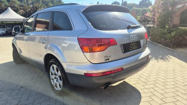 Audi Q7 ,7POSTI ,3.0 V6 TDI 233CV quattro tiptronic/AUTO/PELLE/SENSORI/NAVI - Foto 4