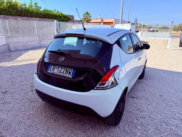 Lancia Ypsilon 1.2 69 CV 5 porte Gold - Foto 6