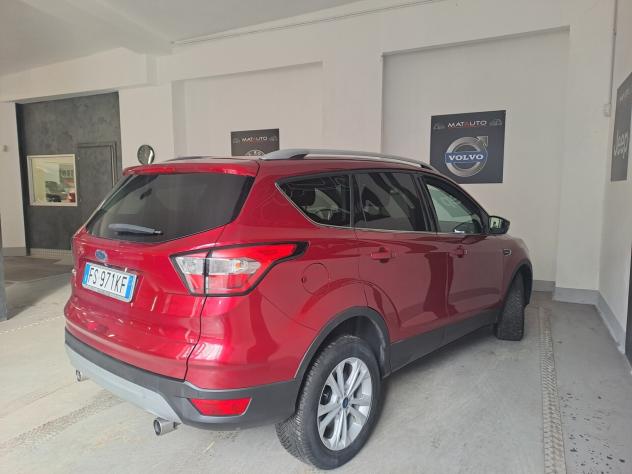 Ford Kuga 1.5 TDCI 120 CV S&S 2WD Titanium - Foto 3