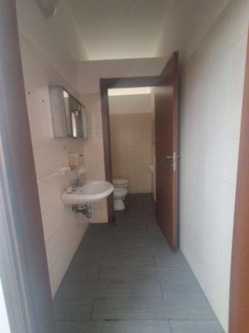 Immobile di 650 m² con 4 locali in affitto a Zola Predosa - Foto 9