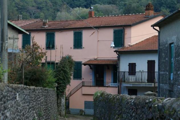 Casa semindipendente in vendita a Posara - Fivizzano 180 mq Rif: 849061