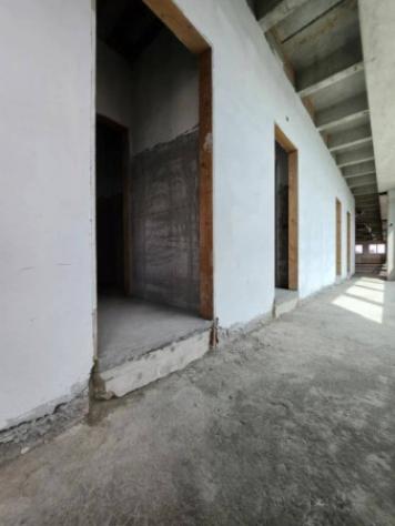 Immobile in asta di 654 m² in vendita a Concorezzo - Foto 2