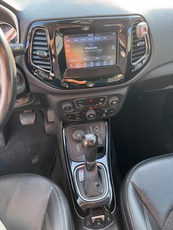 Jeep Compass 2.0 Multijet II aut. 4WD Limited - Foto 8