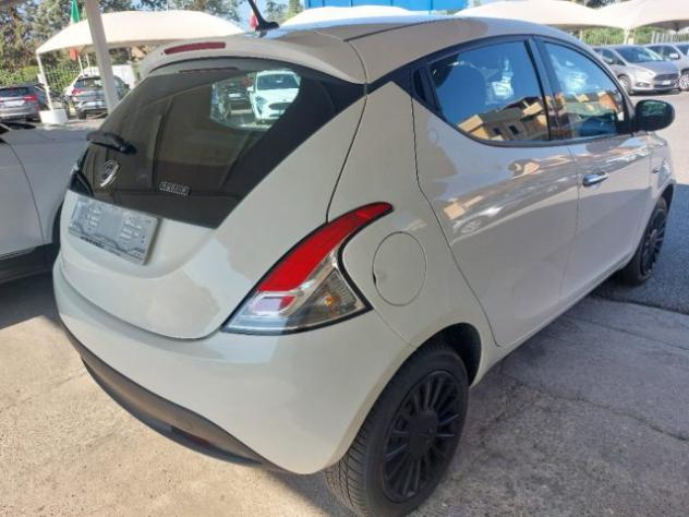 LANCIA Ypsilon 1.0 FireFly 5 porte S&S Hybrid Ecochic Silver rif. 22601685 - Foto 4