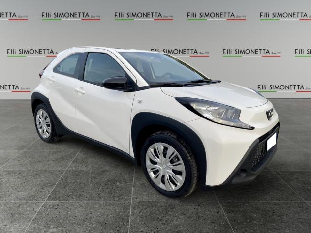 Toyota Aygo X 1.0 Active 72cv - KM0 - Foto 3
