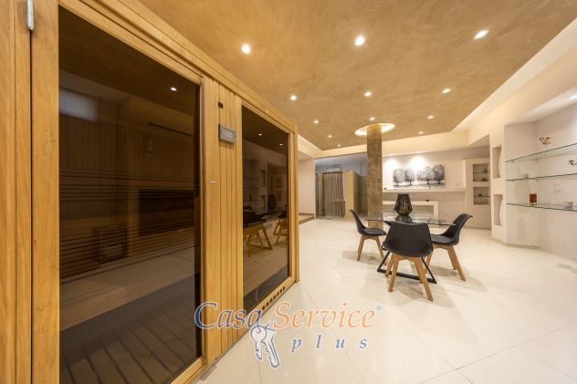 Prestigiosa Villa di Lusso con Parco Privato e Piscina - Foto 8