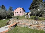 Casale in vendita a Lucca