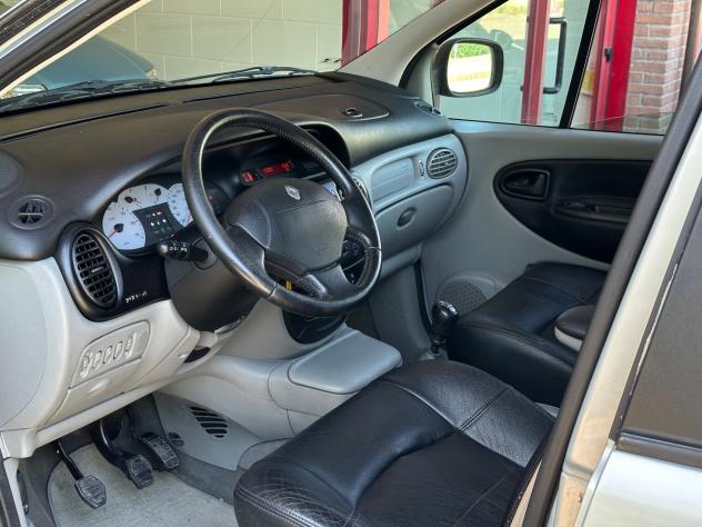 Renault Megane Scic Evol. 1.9 dCi cat RX4 Salomon - Foto 2