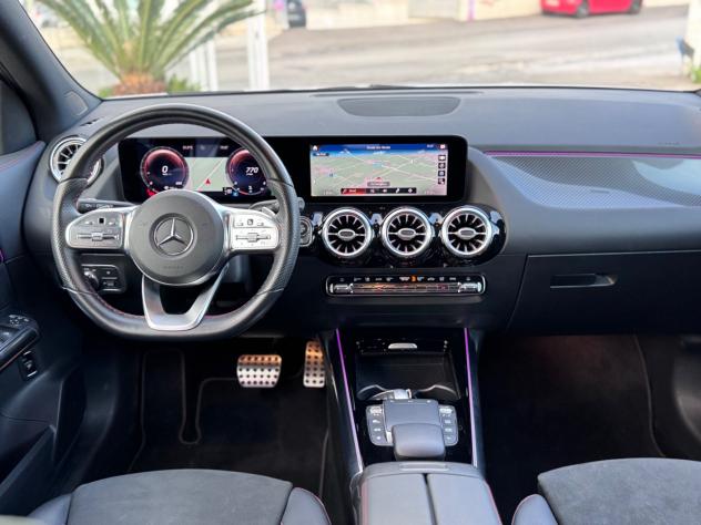 Mercedes-benz GLA 180 d Premium Amg - Foto 7