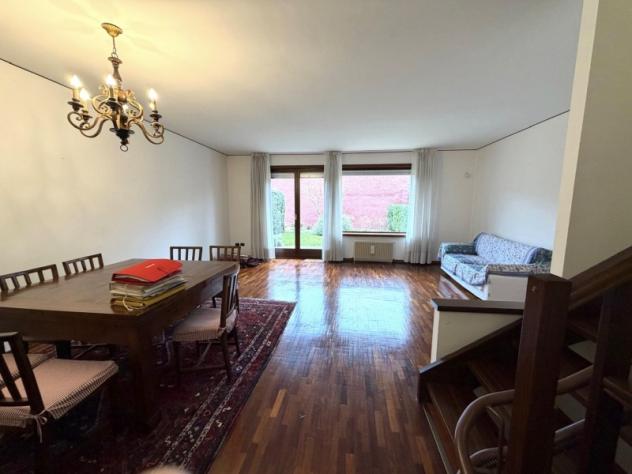Splendida villa a schiera su tre livelli in zona ospedale - Foto 3