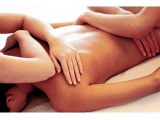 Massaggi - benessere Pordenone - Rituale Tantrico a Quattro Mani e Candle Massage Tel:3508185584