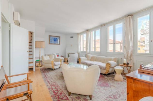 Appartamento di 110 m² con 3 locali in affitto a Venezia - Foto 2