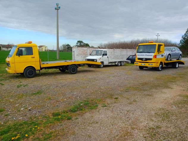 Trasporto auto con carroattrezzi
