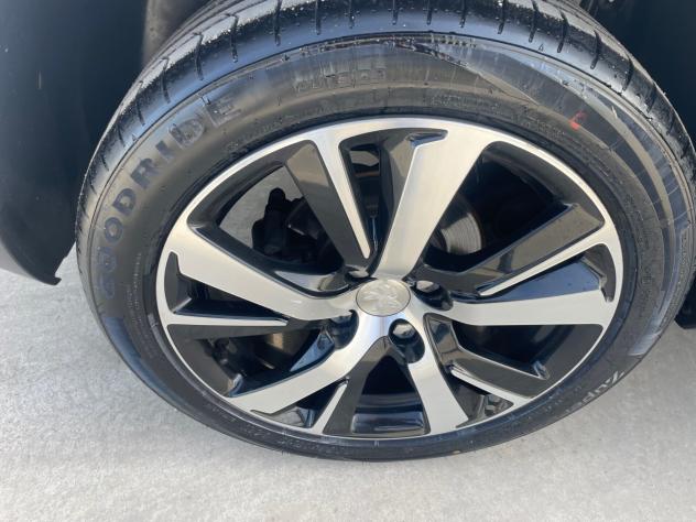 Peugeot 2008 1.6 e-HDi 92 CV Stop&Start Allure - Foto 9