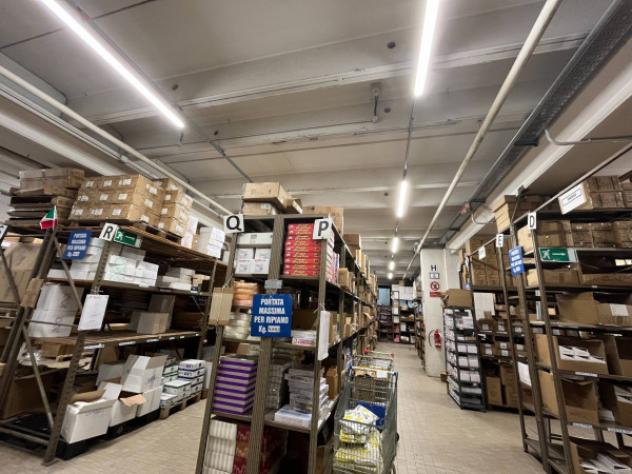 Immobile di 1500 m² con 3 locali in vendita a Brescia - Foto 10