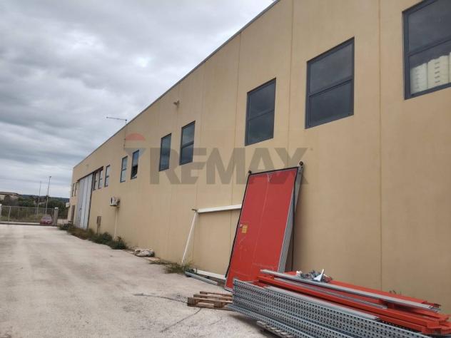 Capannone Industriale in vendita a Modica