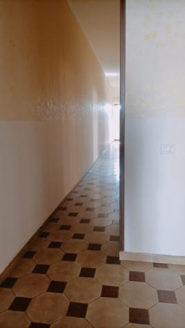 Floridia: semi indipendente di mq 185 in buone condizioni - Foto 4