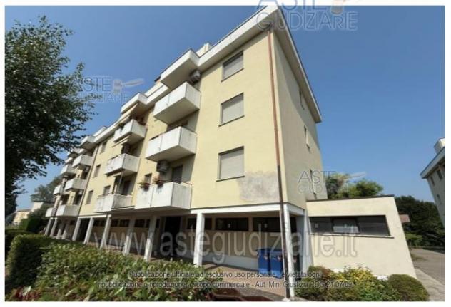 IMMOBILI-IMMOBILE RESIDENZIALE-Viale della Favorita, 19, 41037 Mirandola MO, Italia