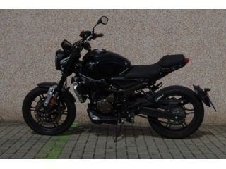 Voge                 Trofeo 300 AC