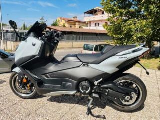 YAMAHA T-Max 560 TECH MAX TUTTO INCLUSO ANCHE PASSAGGIO! MINI RATE rif. 24148903