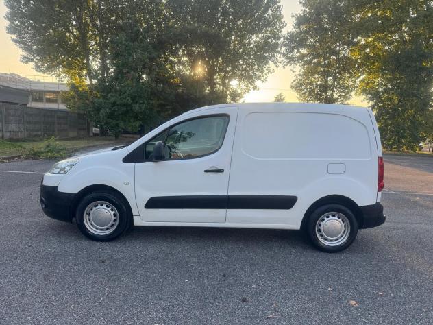 Peugeot Partner 1.6 HDi 75CV L1 2 posti Furgone - Foto 4