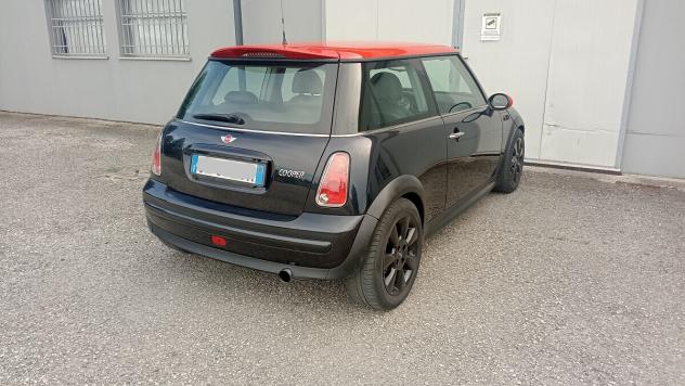 Mini Cooper 1.4 d - Foto 5