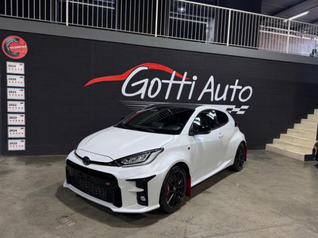 TOYOTA Yaris PRIMA VERNICE WHITE PERLA FULL STOCK rif. 23933953